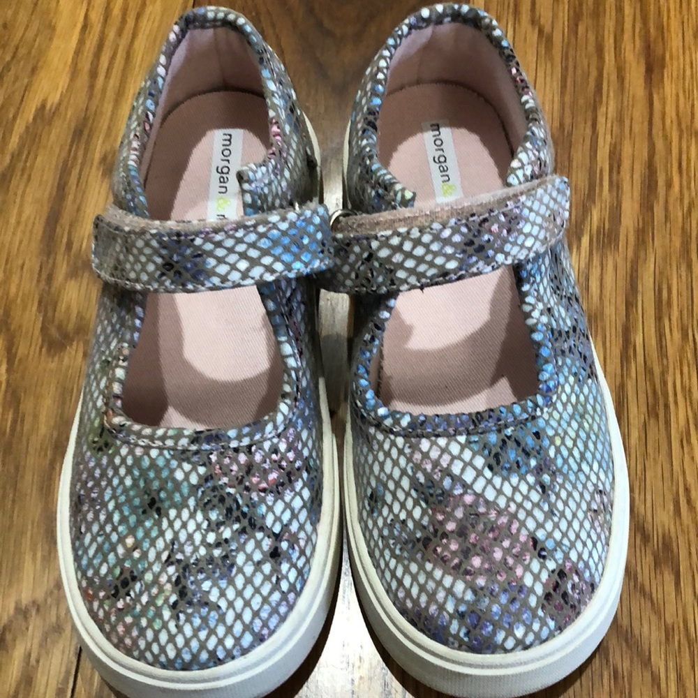 Worn a couple of times tennis shoes